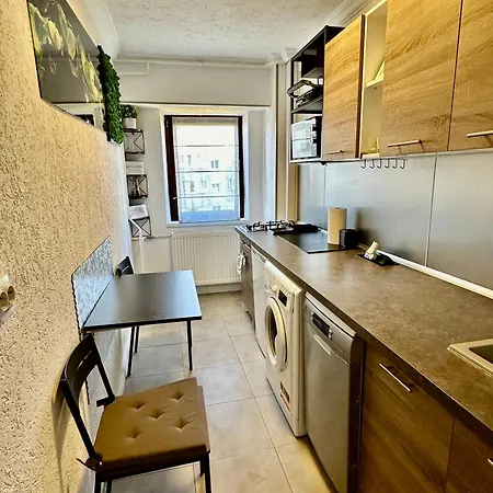 Ralav Apartment *