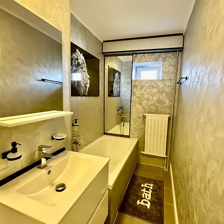 Apartment Ralav Bukarest